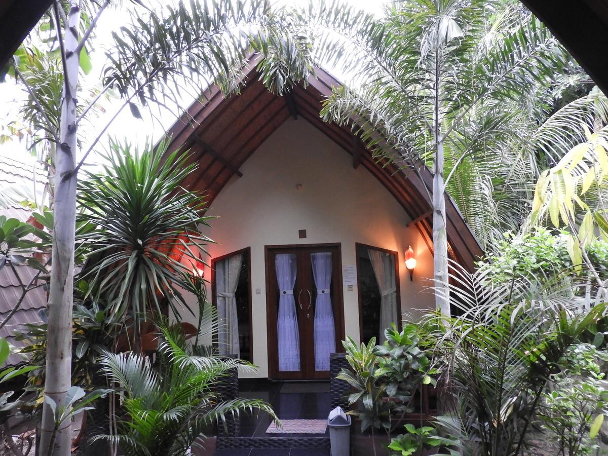 Toro Toro Bungalow Gili Air Buitenkant foto