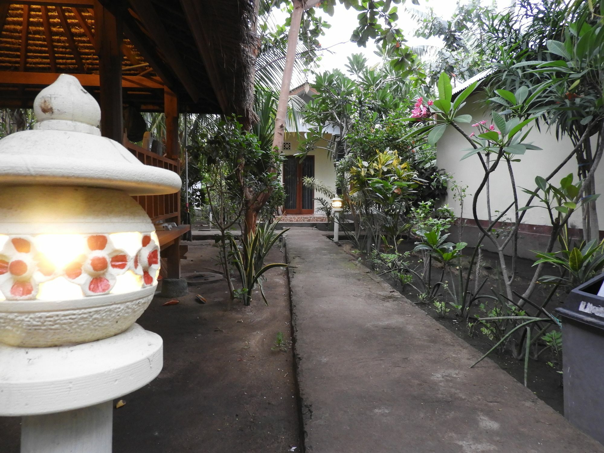 Toro Toro Bungalow Gili Air Buitenkant foto